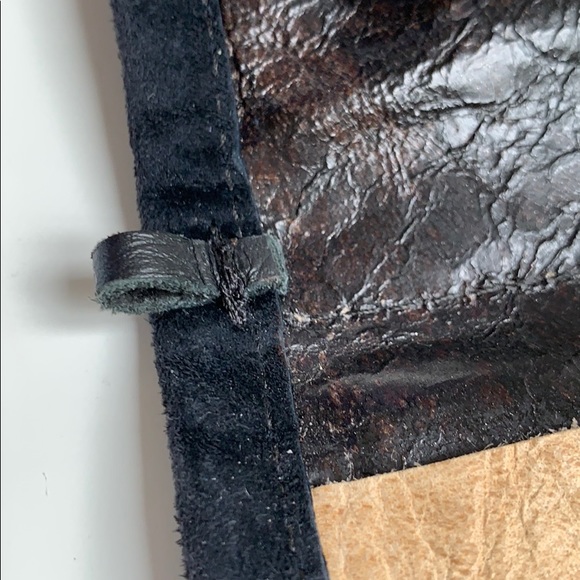 NWOT- Gorgeous leather wallet - Picture 6 of 6